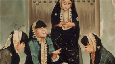 قصه خمس بنات فاقوا من النوم كامله