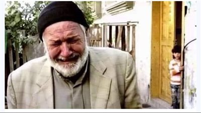 انا اب لشابين اكبرهم 28 سنة واصغرهم 25 سنة
