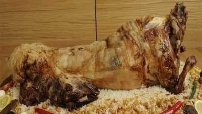لماذا نهى النبي ﷺ عن طعام المتباريين أن يؤكل منه