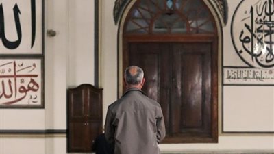 إذا قرأ المصلى سورة الناس فى الركعة الأولى ، فماذا يقرأ فى الثانية