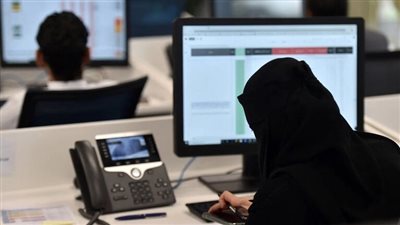 أنا متزوجة وموظفة، فهل يجوز لي التصرف في راتبي بدون إذن زوجي