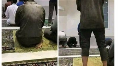 قصة واقعية صليتُ الليلة الماضية في الزاوية اليمنى لمسجد الشيخ عبد الرشيد الصوفي في صف متأخر.