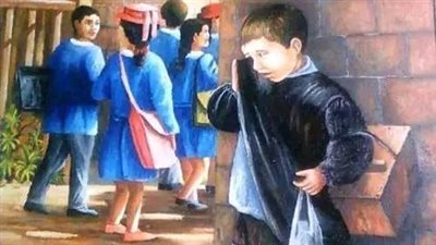 دخل صبي يبلغ من العمر عشر سنوات إلى محل لبيع الأيس كريم وكان الفقر باديا عليه.. 