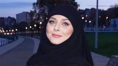 في احد شوارع القاهرة المزدحمة اتكأت كاميليا على جدار احد المحلات  رواية الشيطان شاهين بقلم ياسمين عزيز
