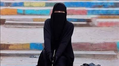 هل يجوز للرجل الجم.ع بين زوجتين في فراش واحد