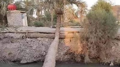كان ﺭﺳﻮﻝ ﺍﻟﻠﻪ صلى ﺍﻟﻠﻪ ﻋﻠﻴﻪ ﻭﺳﻠﻢ ﻳﺠﻠﺲ ﻭﺳﻂ ﺃﺻﺤﺎﺑﻪ ذات يوم ﻓﺪﺧـﻞ ﺷﺎﺏ ﻳﺘــﻴﻢ ﺇﻟﻰ ﺍﻟﺮﺳﻮﻝ ﻳﺸـﻜﻮ ﺇﻟﻴﻪ