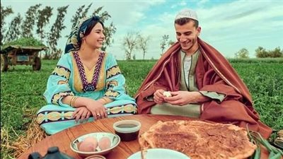 قصة حقيقة على لسان أحد الآباء  بنتي ڠضبت من زوجها وقعدت عندي هي وبنتها