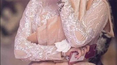 كان متزوجا حديثا وزوجته حامل مؤخرا كان حملها متعبا