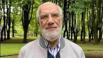 يقول الدكتور عمر عبدالكافى ماټ لرجل زوجتهُ وكانَ لديهِ خمسٌ من البناتِ