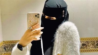 ليا واحده صاحبتي وزميلتي في الشغل من زمن يعني عشرة عمر 