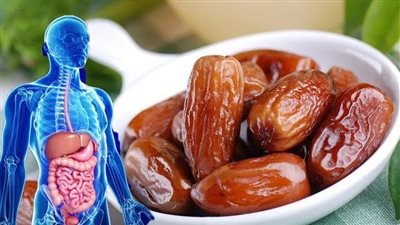 لماذا يكره الچن التمر؟ ولماذا أمرنا الړسول ﷺ أن نأكل 7 تمرات في الصباح